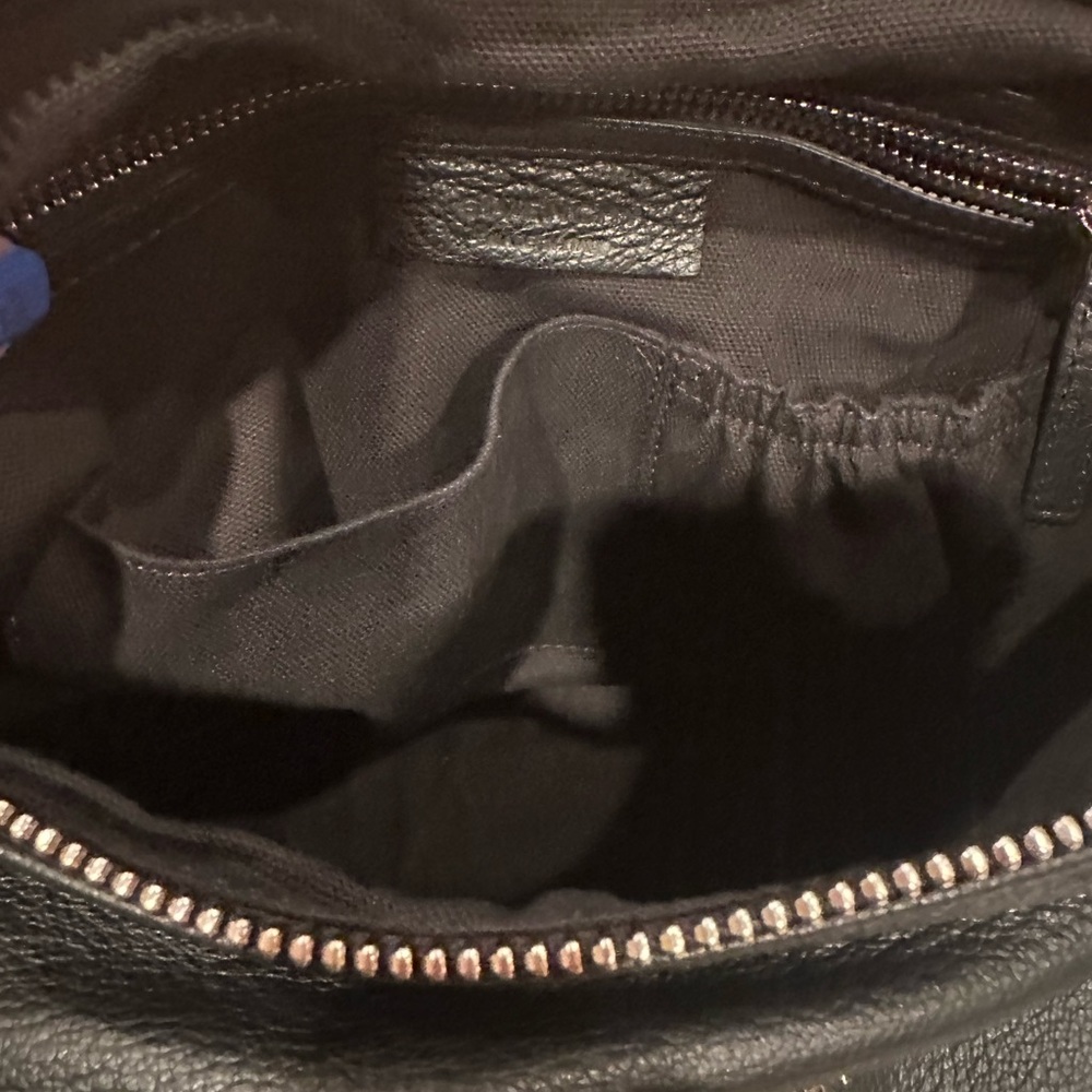 Givenchy Pandora black pebbled leather size medium - Picture 16 of 16